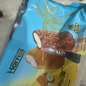 Aldığım Dondurmada Pütürlü Ve Kumlu Yapı Ağızda Rahatsızlık Verdi