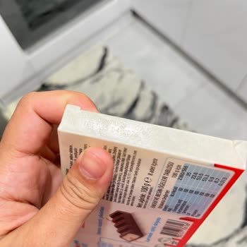 Aldığım Kinder Chocolate Ürünü Bayat Çıktı, Değişim Talep Ediyorum