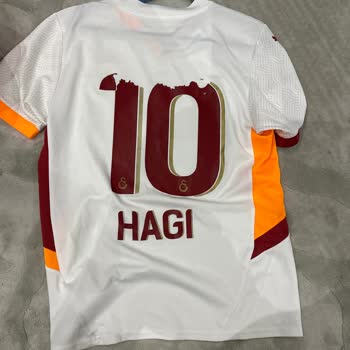 GS Store'dan Alınan Orijinal Formanın Yazıları İlk Yıkamada Silindi