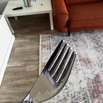 Yeni Alınan Tabaktan Çıkan Madde Sağlık Endişesi Yarattı