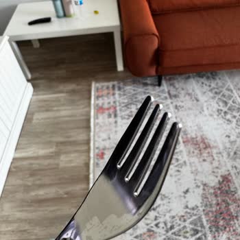 Yeni Alınan Tabaktan Çıkan Madde Sağlık Endişesi Yarattı