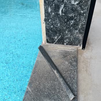 Ehli Prefabrik Havuz'un Yaptığı Havuzlar Gerek İşçilik Gerek Malzeme Kalitesi Olarak Çok Kötü