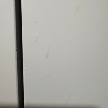 AGT Supramat Dolaplarda Temizlik Sorunu Ve Hasarlı İade