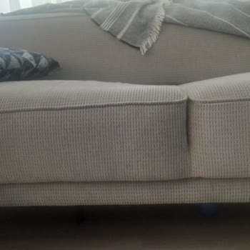 İstikbal Koltukta Sünger Ve Renk Sorunları Çözülmedi, Mağaza İlgisiz Kaldı