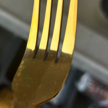 Gallery Crystal Çeyizim İçin Aldığım Çatal Bıçak Takımında Çiziklerle Karşılaştım