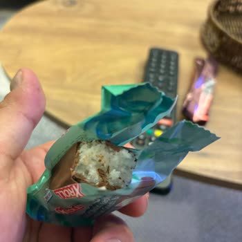 Aldığım Çikolatanın Ambalajı Açıldığında Eksik Ve Isırılmış Çıktı