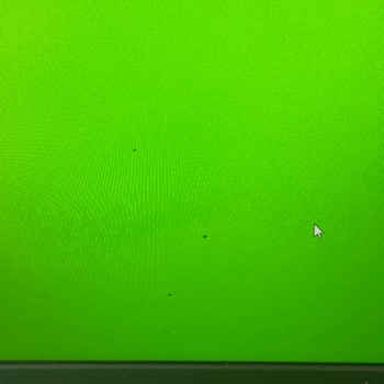 Sıfır Alınan Laptopta Ölü Piksel Ve Pil Sorunu