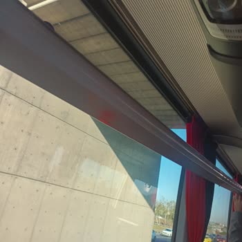 Yolculuk Sırasında Üst Bagaj Bölmesinin Düşmesi Sonucu Yaşanan Güvenlik Sorunu Ve Mağduriyet