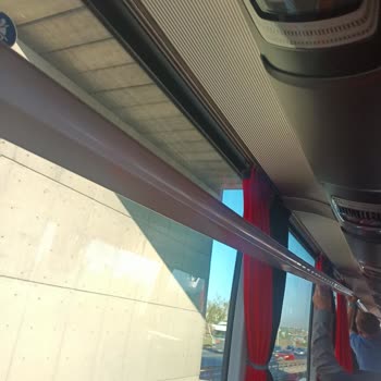 Yolculuk Sırasında Üst Bagaj Bölmesinin Düşmesi Sonucu Yaşanan Güvenlik Sorunu Ve Mağduriyet