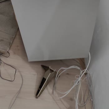 Aldığım Yemek Odası Takımı Kısa Sürede Kırıldı, Mağduriyetim Giderilmiyor