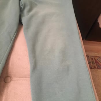 İlk Yıkamada Renk Değiştiren Polar Eşofman Takımı Mağduriyeti