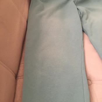 İlk Yıkamada Renk Değiştiren Polar Eşofman Takımı Mağduriyeti