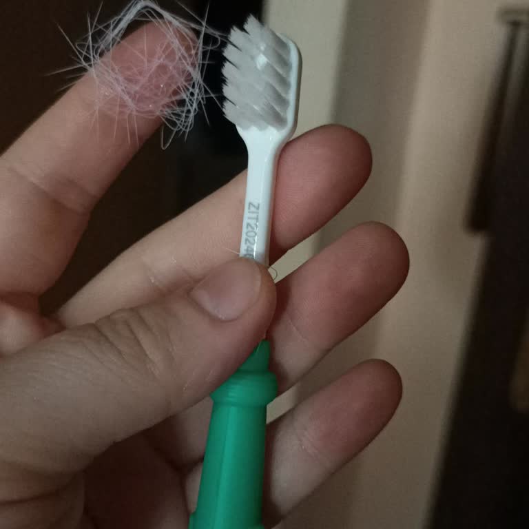 Diş Fırçası Kılları Bebeğimin Ağzında Kaldı, Boğulma Tehlikesi Yaşadık!