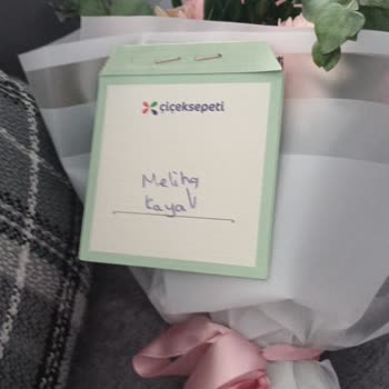 Yanlış Ürün Ve Teslimat Nedeniyle Sürprizim Bozuldu, Sorunum Çözülmüyor