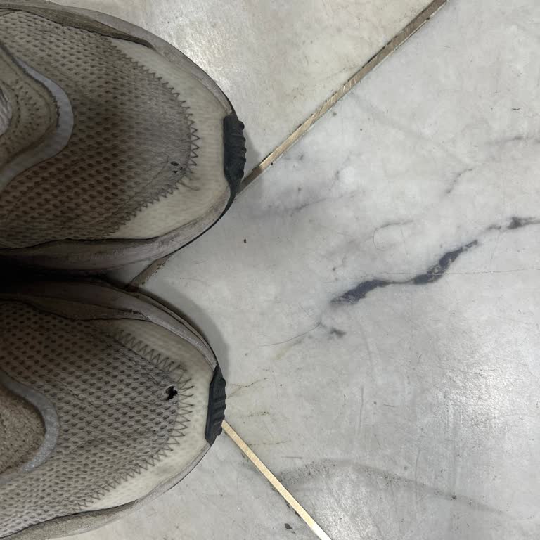 Adidas Ayakkabıda Kısa Sürede Delinme Ve Çizilme Sorunu, Garanti Desteği Alamadım