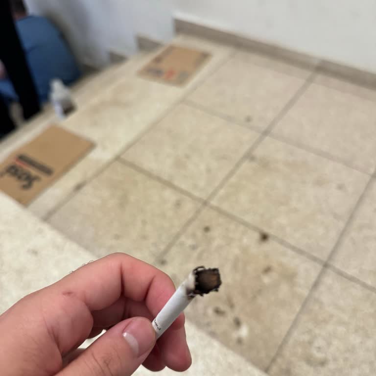 Sigara Paketinden Tahta Parçası Çıkması Hayal Kırıklığı Yarattı