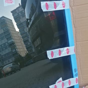 Yan Sanayi Sunroof Camı İadesi Reddedildi Orijinal Denilerek Satıldı