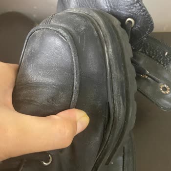 Aldığım İki Derimod Botta Kısa Sürede Açılma Sorunu Ve Mağaza İlgisizliği