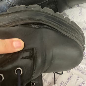 Aldığım İki Derimod Botta Kısa Sürede Açılma Sorunu Ve Mağaza İlgisizliği