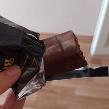 Tarihi Geçmemiş Browni Bozuk Çıktı, İki Paket De Kullanılamazdı