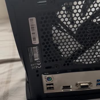 UPS Kargoda Bilgisayar Kasası Hasar Gördü Müşteri Hizmetleri Çözüm Sunmuyor