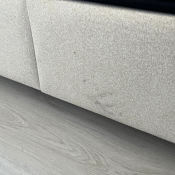 Teslim Edilen Üründe Leke Ve Geciken Servis Nedeniyle Mağduriyet