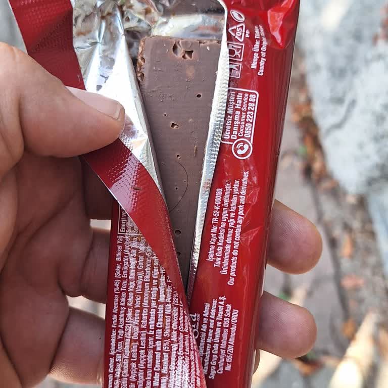 Aldığım Gofretin İçinden Kıl Çıkması Hijyen Ve Güven Sorununa Yol Açtı