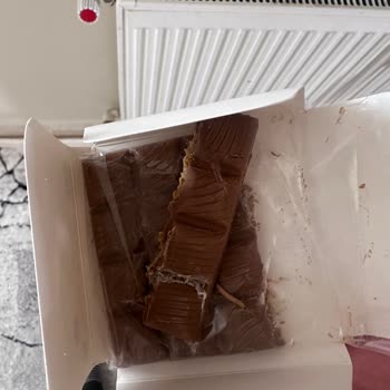 Kapalı Ambalajda Kurtçuklu Kadayıf Şoku