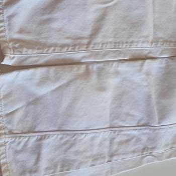 Colin's Pantolonda Boya Kusması Ve Olumsuz İnceleme Sonucu