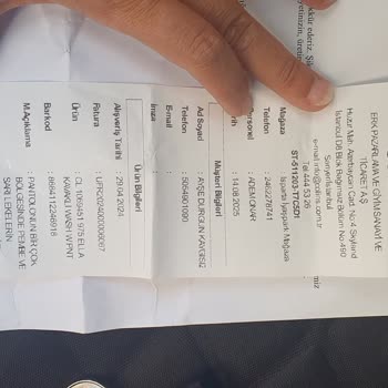 Colin's Pantolonda Boya Kusması Ve Olumsuz İnceleme Sonucu