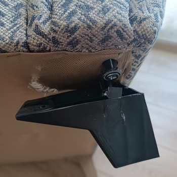 Mobilya Ayağı İçin Yedek Parça Talebim Servis Zorunluluğu İle Reddedildi