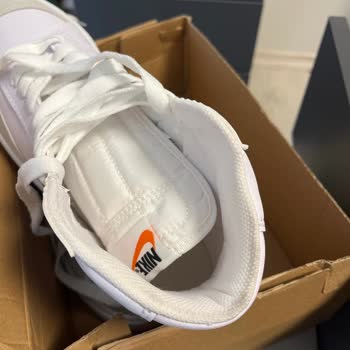 Yanlış Numara Ve Hasarlı Ürün Gönderimi, İletişimsizlik Ve Ücret İadesi Talebi