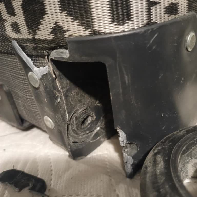 Bagajımın Tekerleği Koptu, Mağduriyetimin Giderilmesini Talep Ediyorum