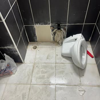 Beş Aydır Çözülemeyen Su Kaçağı Hasarı Ve Kira Kaybı Mağduriyeti