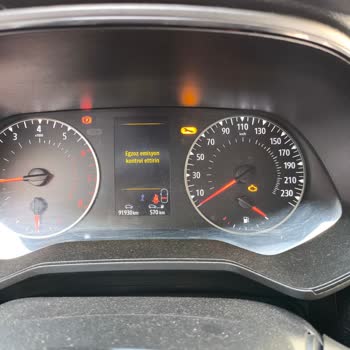 Renault Clio'da Tekrarlayan Arıza Ve Randevu Sorunu Nedeniyle Mağduriyet