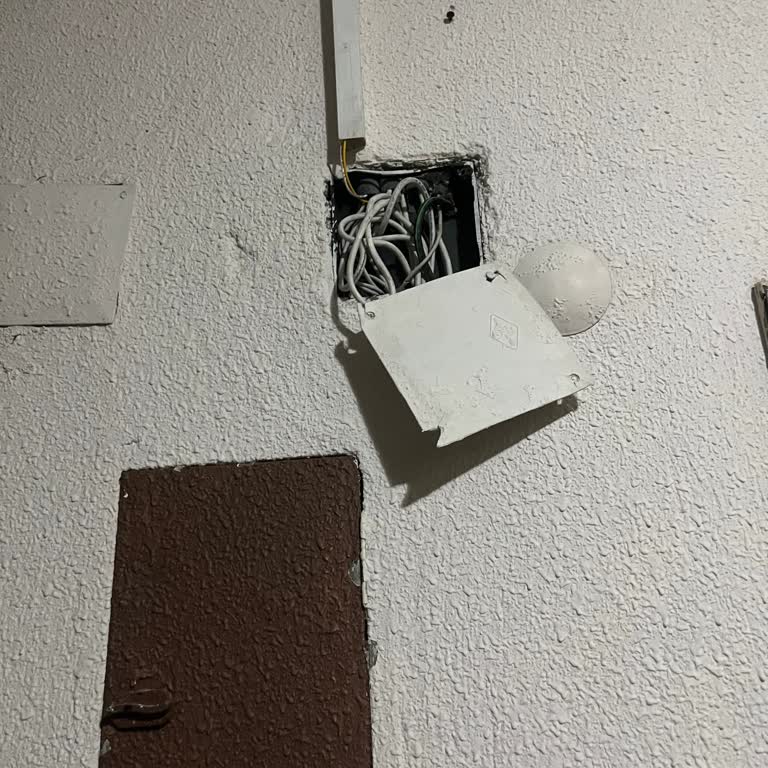 Uzun Süredir Devam Eden İnternet Kesintisi Ve Yetersiz Bilgilendirme Nedeniyle Mağduriyet