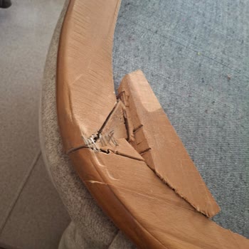 Aldığımız Koltuk Takımında Sürekli Yaşanan Sorunlar Çözülmüyor