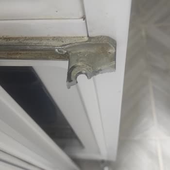 Bosch Buzdolabı Kapaklarının Menteşe Arızası ve Güvenlik Sorunu