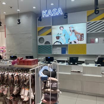 Kapanan Kasa Nedeniyle Yoğunluk Ve İlgisiz Personel Sorunu