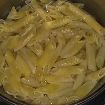 Makarnada Kurt Çıkması Nedeniyle Mağduriyet Ve İade Talebi