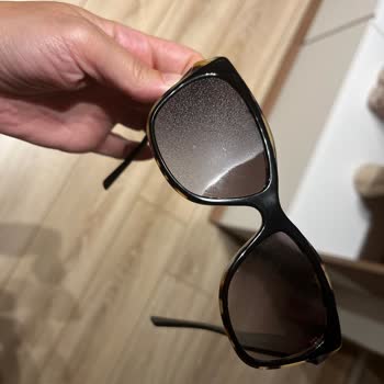 Prada Gözlükte Cam Bozulması Ve Atasun Optik’in İlgisizliği Mağduriyet Yarattı