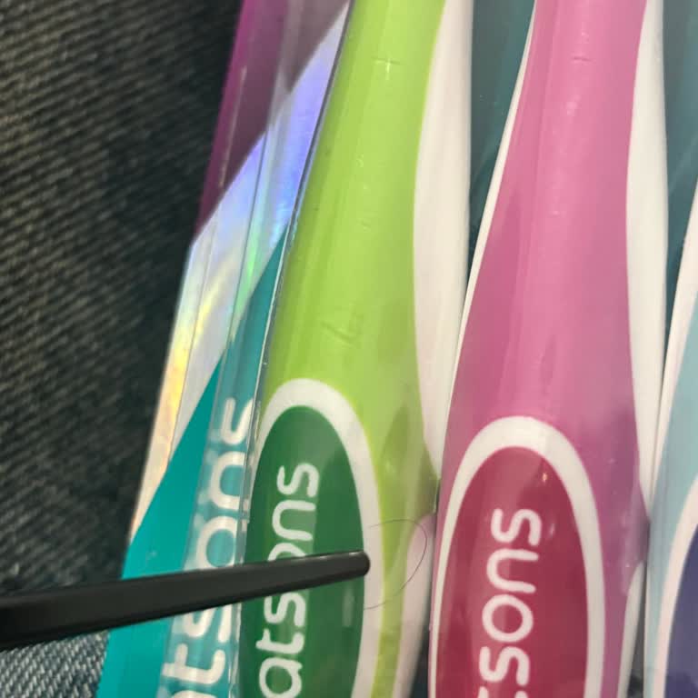 Watsons Diş Fırçasında Kıl Çıkması Hijyen Endişesi Yarattı