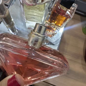 Sephora'dan Aldığım Prada Parfümde Oksitlenme Ve Kapağında Sorun, Müşteri Hizmetleri Mağduriyetimi Çözmedi