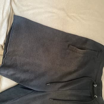 Kısa Sürede Renk Solması Yaşanan Şort İçin Garanti Ve İade Sorunu