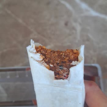 Satın Aldığım Çiğ Köfte Dürümde Hijyen Sorunu Ve Hayal Kırıklığı