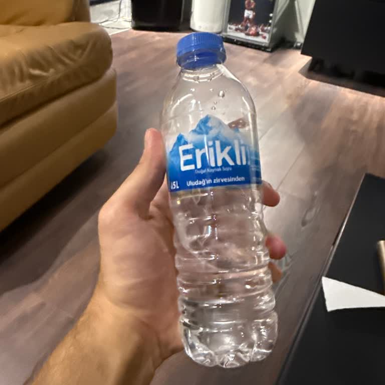 Getir'den Alınan Erikli Suların Tadı Çeşme Suyu Gibi