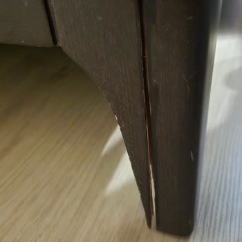 Divanev Koltuk Ayağında Üretim Kaynaklı Çatlama Ve Yetersiz Garanti Desteği