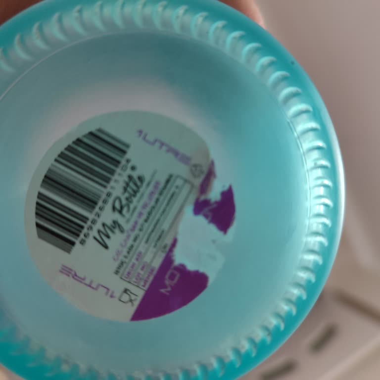 Migros Satın Aldığım Cam Matara Kötü Kokuyor, Değişim Talebim Reddedildi