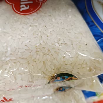 Market Rafında Böcekli Pirinç Ve İlgisiz Yönetim Müşteri Güvenini Sarsıyor