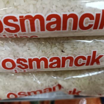 Market Rafında Böcekli Pirinç Ve İlgisiz Yönetim Müşteri Güvenini Sarsıyor